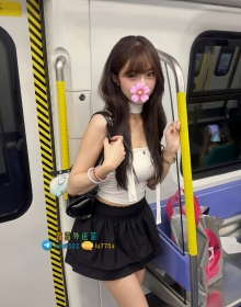 妞妞：162/C/45/22歲 價位：#北部10K