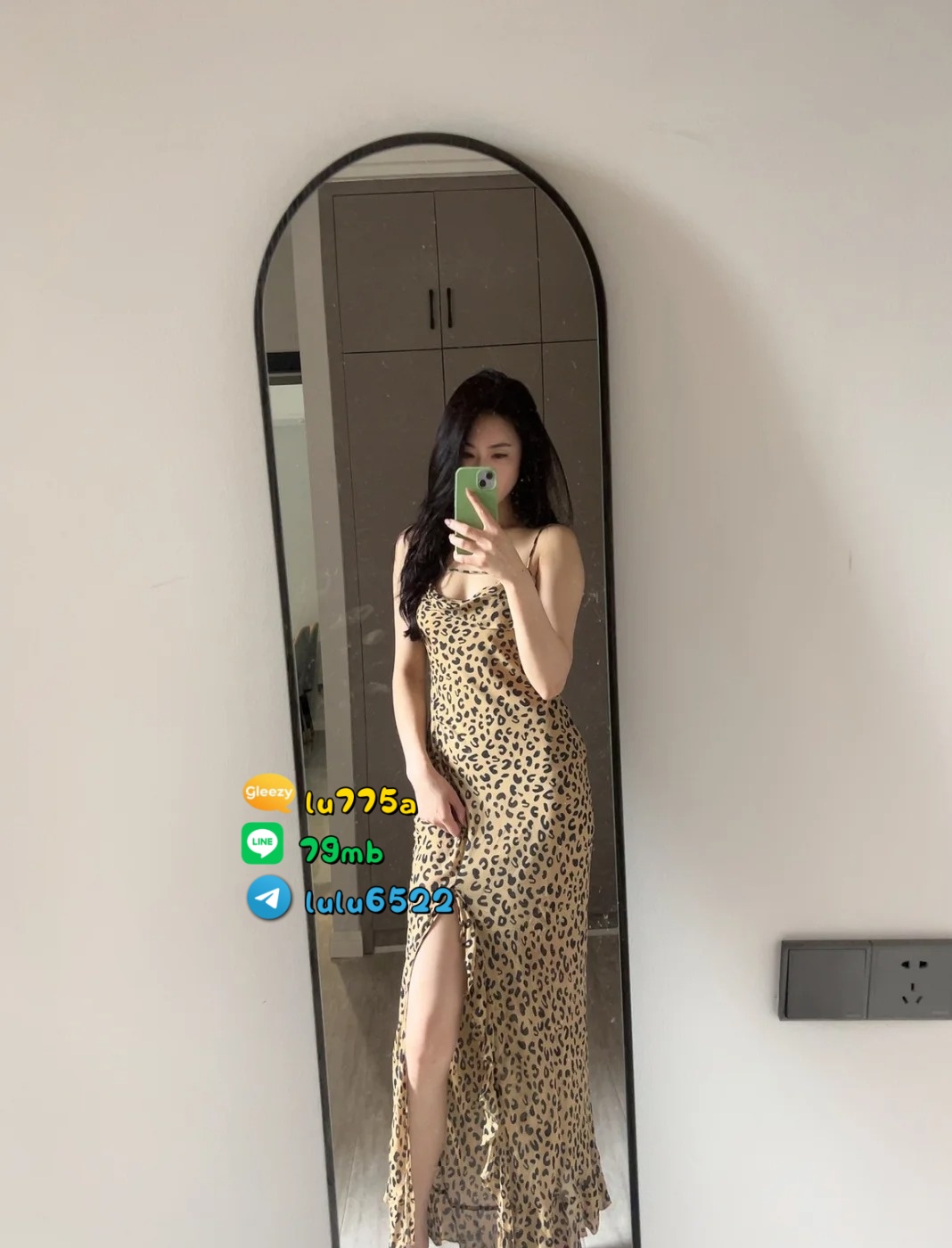 存一组拿捏姐感的拍照姿势_4_Lucky🍀baby_来自小红书网页版.jpg